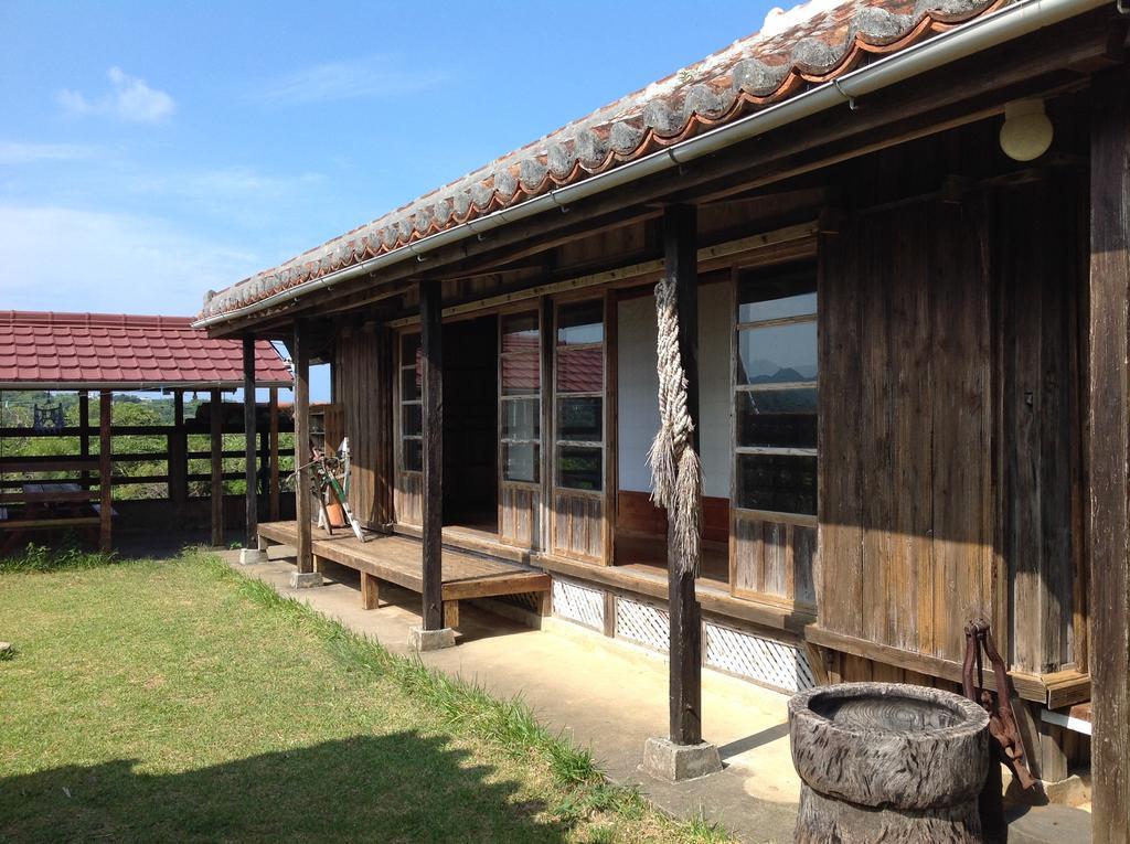Cottage Canac Motobu Extérieur photo